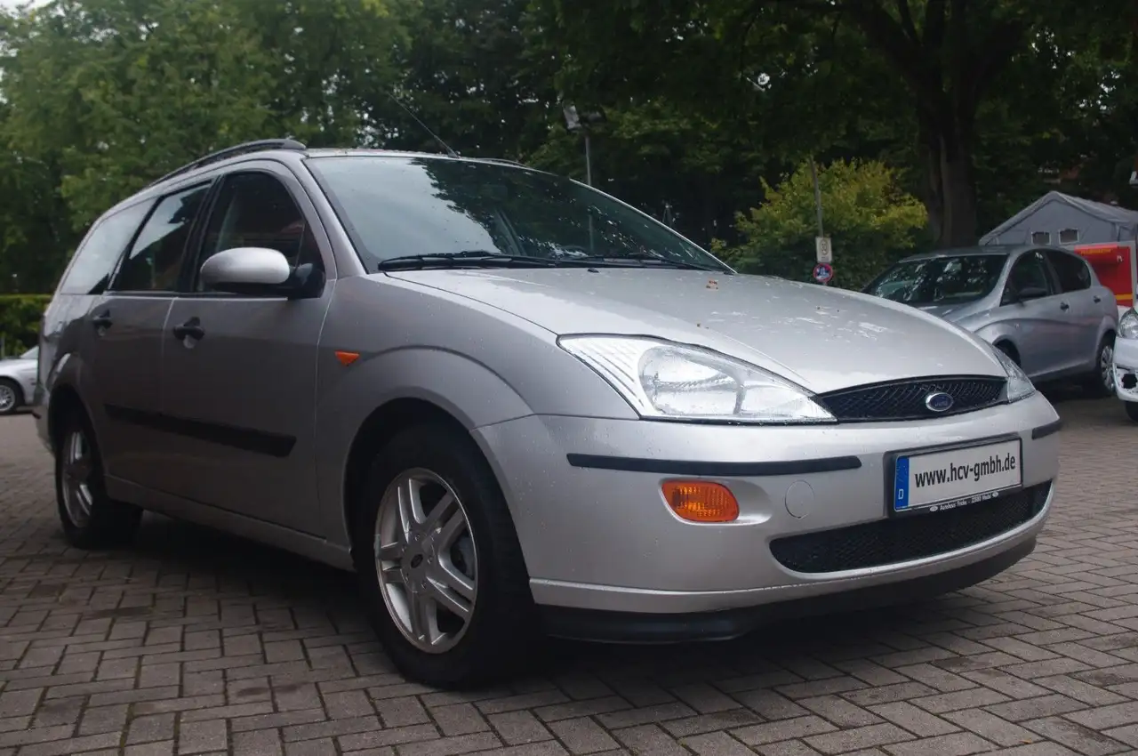 Ford Focus 1.8 Futura, foto 1