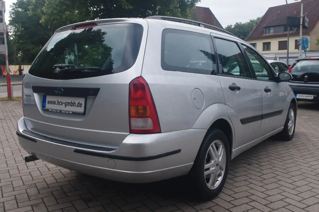 Ford Focus 1.8 Futura, foto 4