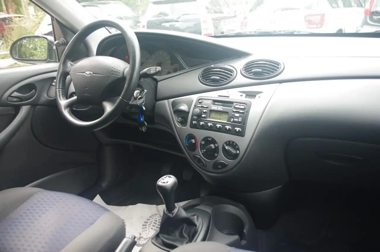 Ford Focus 1.8 Futura, foto 6