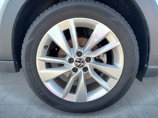 Volkswagen Taigo view 7