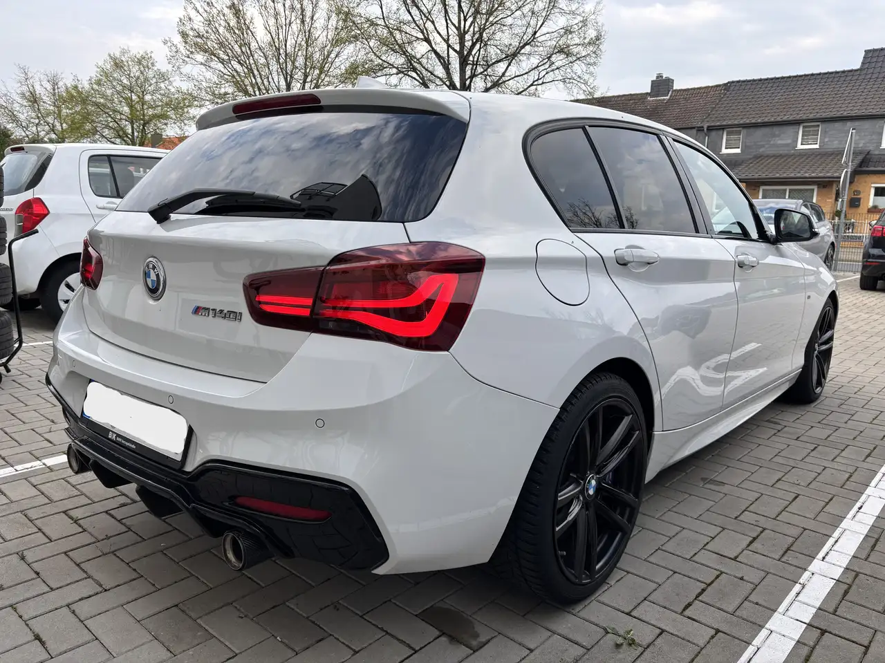 BMW 140