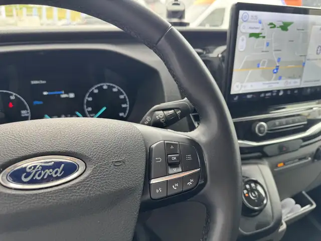 Ford Transit view 12