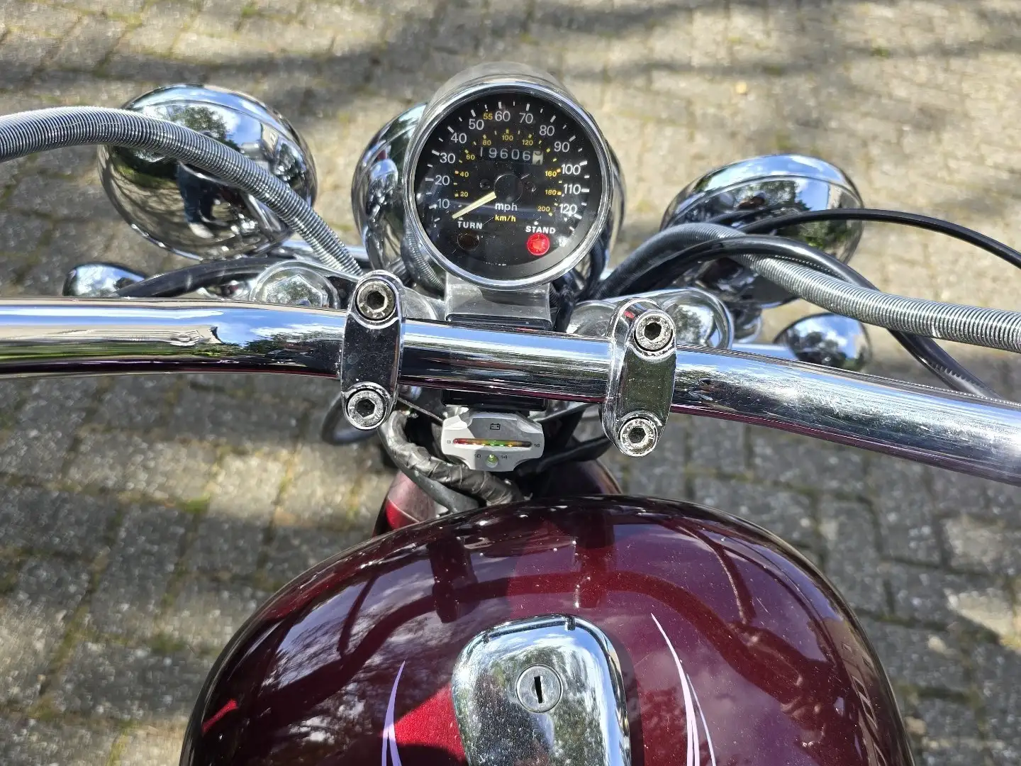Suzuki Intruder M crvena - 2