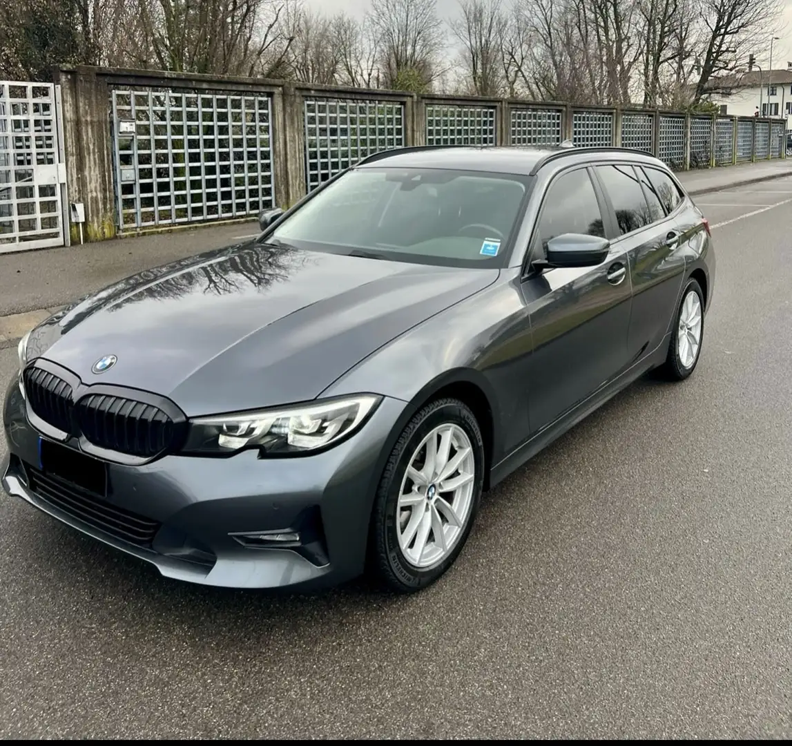 BMW 320 320d Touring mhev 48V xdrive Business Advantage au - 1