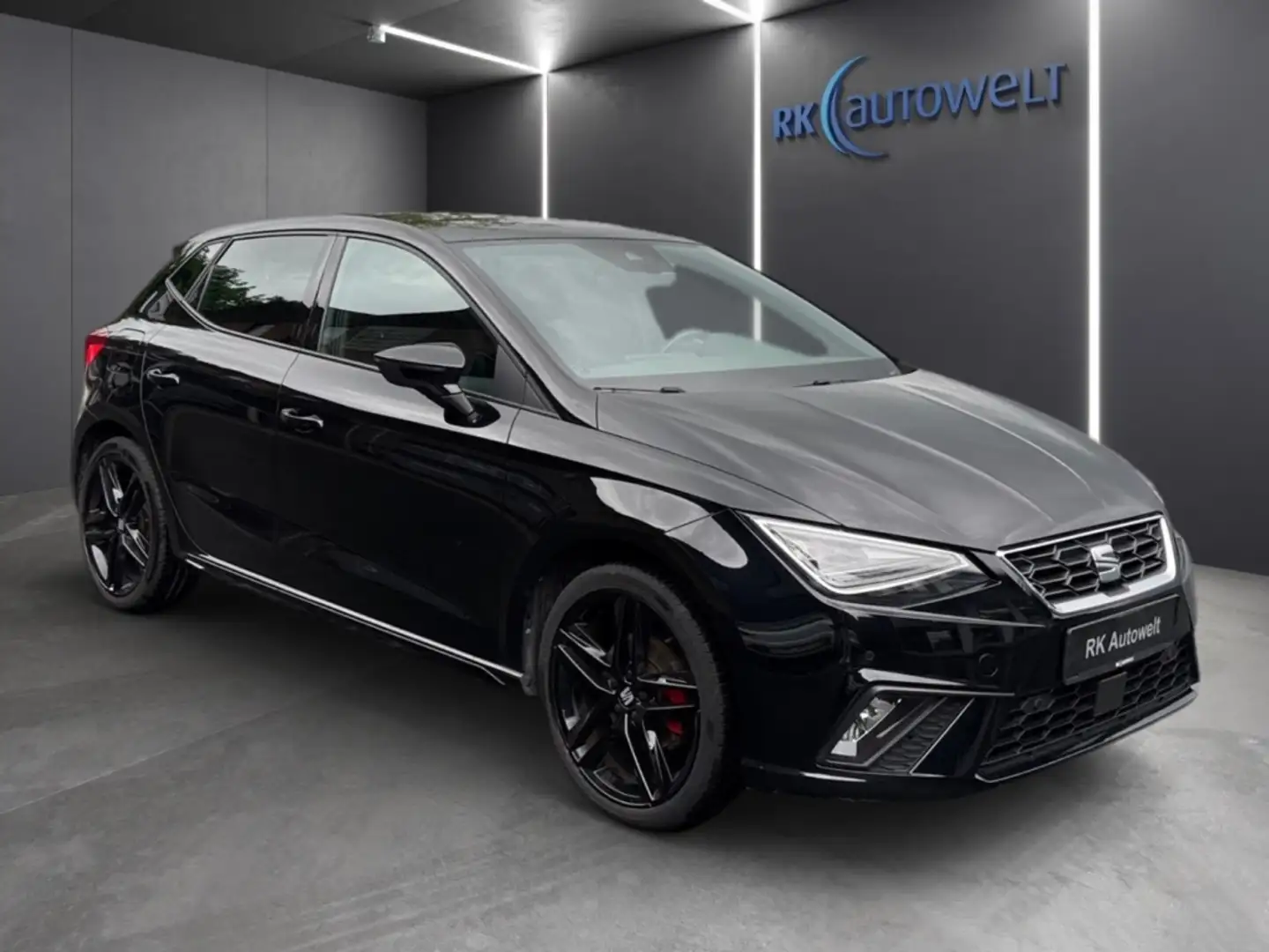 SEAT Ibiza FR Pro Black Ed. 1.5 TSI Pano LED Kamera Navi Black - 2