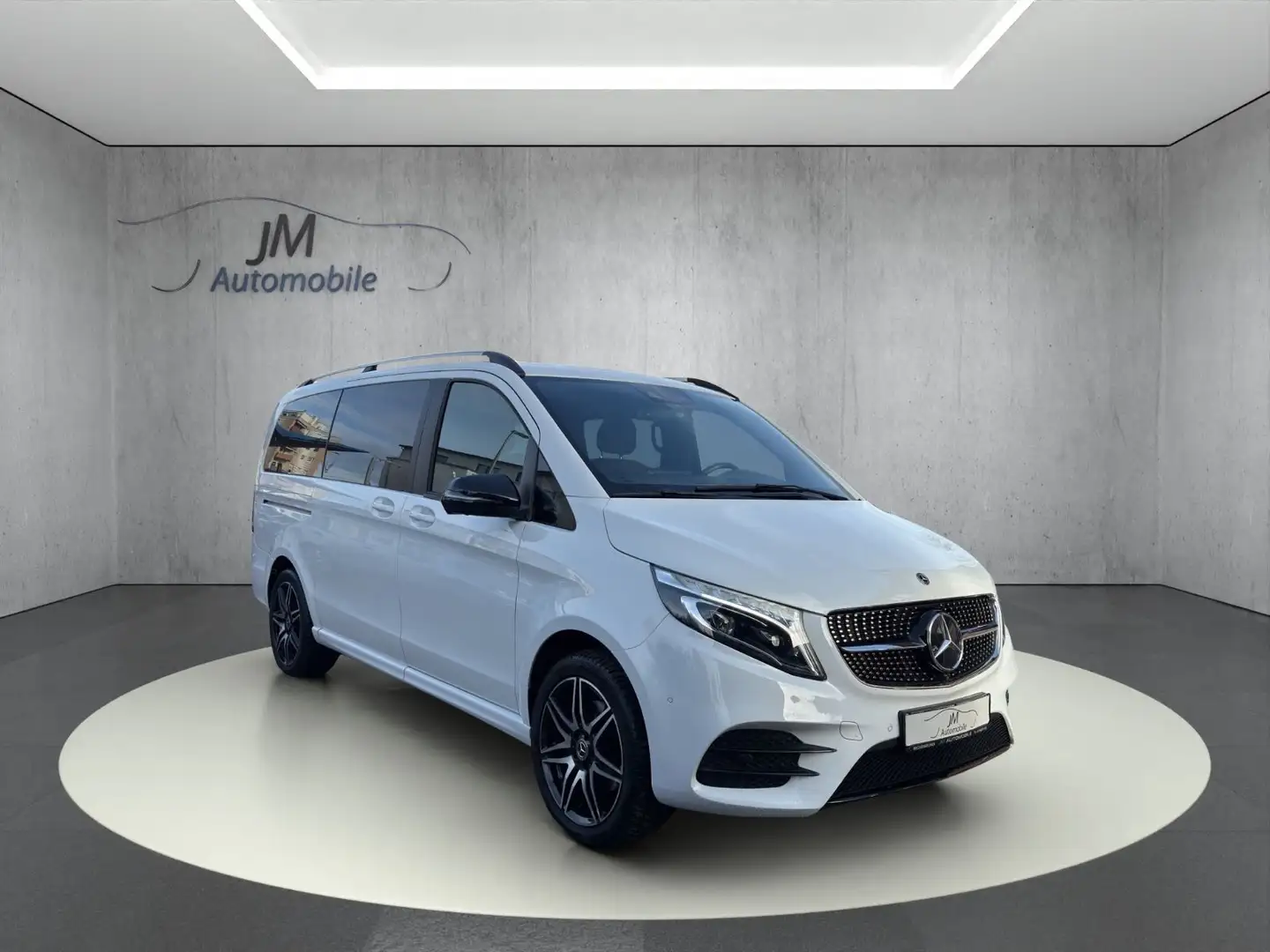 Mercedes-Benz V 300 d AVANTGARDE 4Matic lang AMG Blanc - 1