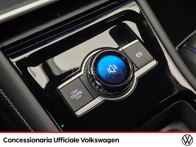 Volkswagen Tiguan view 16