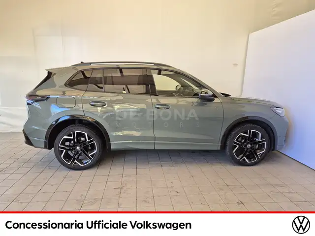 Volkswagen Tiguan view 7