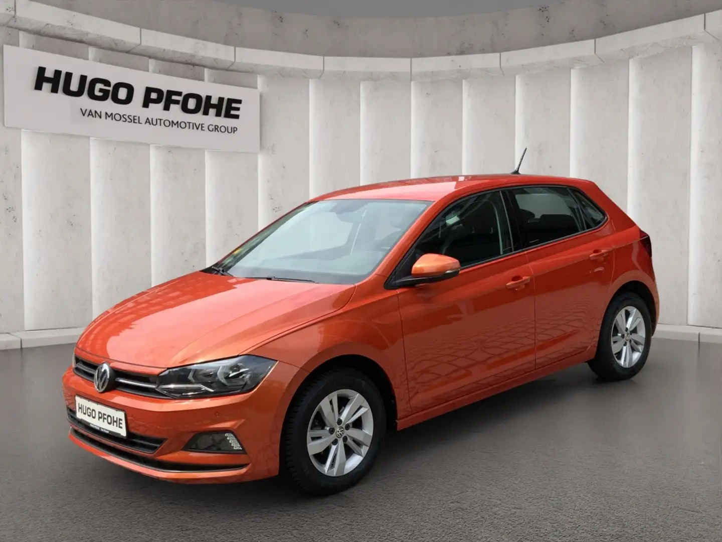 Volkswagen Polo 1.0 Comfortline Orange - 1