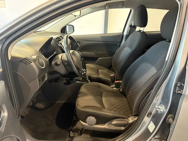 Mitsubishi Space Star view 8