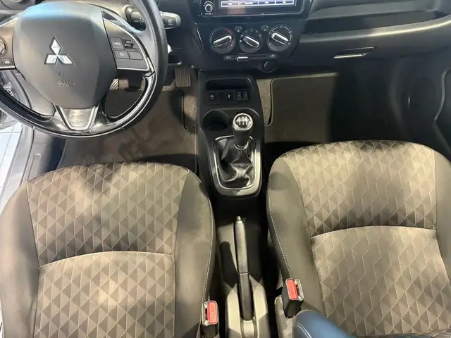 Mitsubishi Space Star view 12