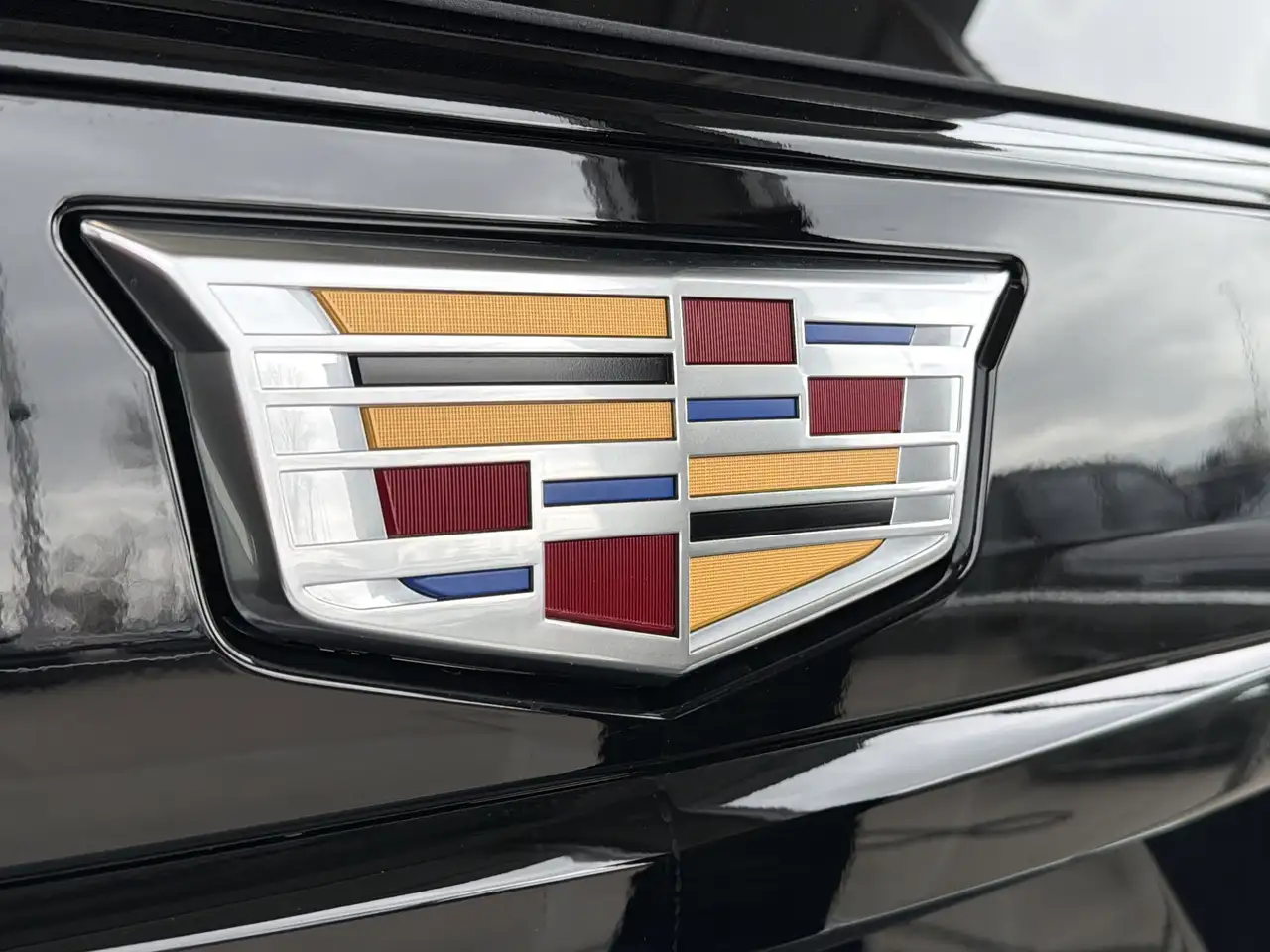 Cadillac Escalade снимка Cadillac Escalade