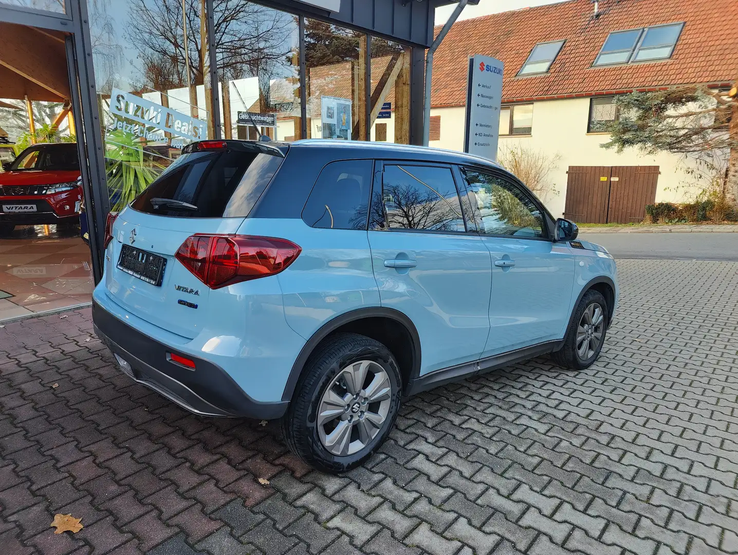 Suzuki Vitara 1.5 Dualjet Hybrid Allgrip AGS Comfort Bleu - 2