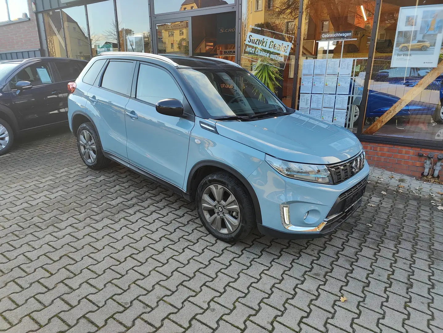 Suzuki Vitara 1.5 Dualjet Hybrid Allgrip AGS Comfort Bleu - 1
