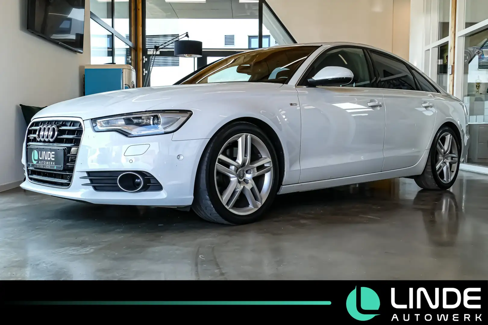 Audi A6 3.0 TDI quattro S-Line |LEDER|NAVI|ACC|19 ALU Blanc - 1