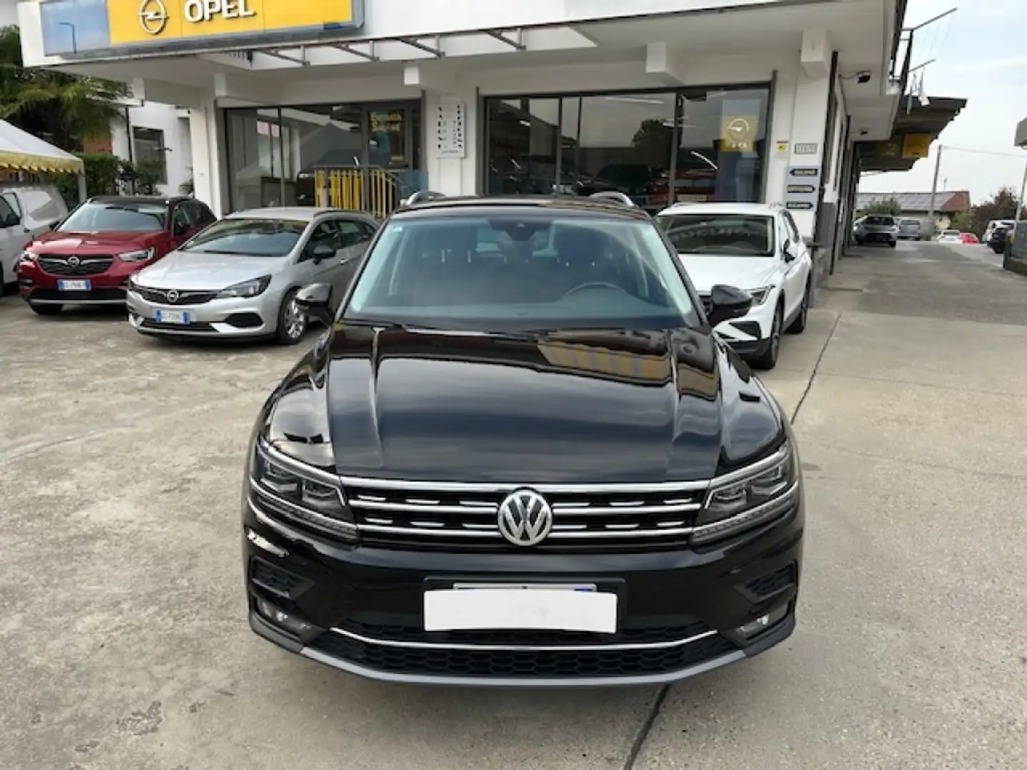 Volkswagen Tiguan 2.0 TDI SCR DSG Advanced UNICO PROPRIETARIO Nero - 1