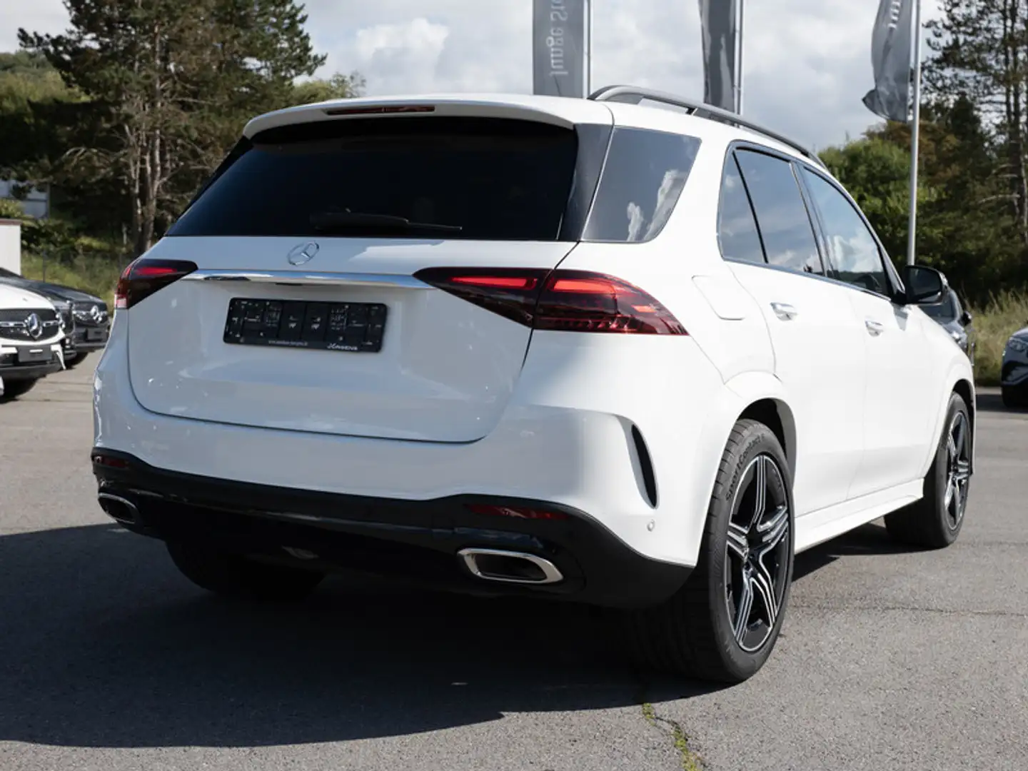 Mercedes-Benz GLE 580 4M AMG-Sport/Pano/Burm/AHK/Memo/Night/21 Weiß - 2