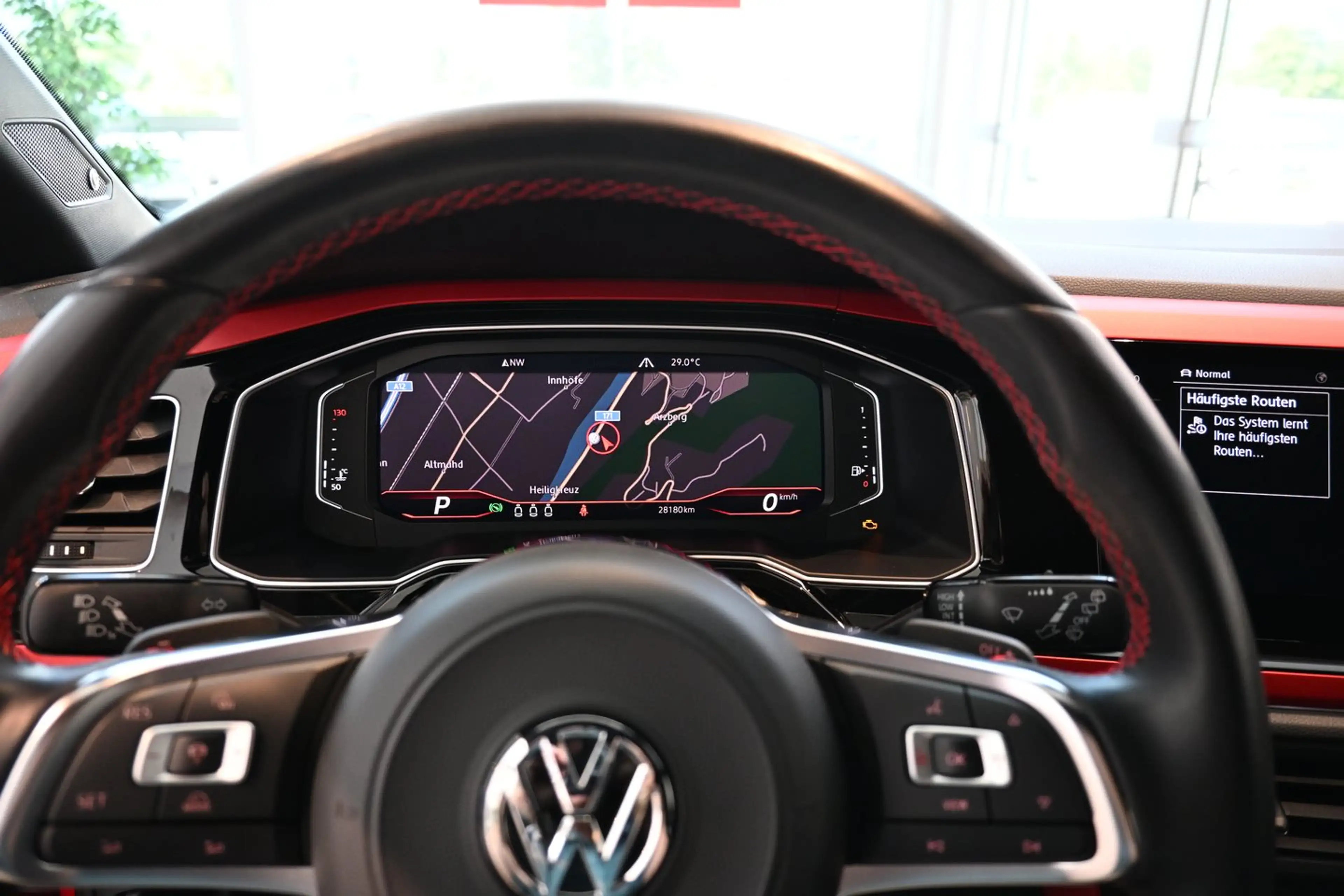 Volkswagen Polo GTI GTI TSI OPF DSG — photo 9