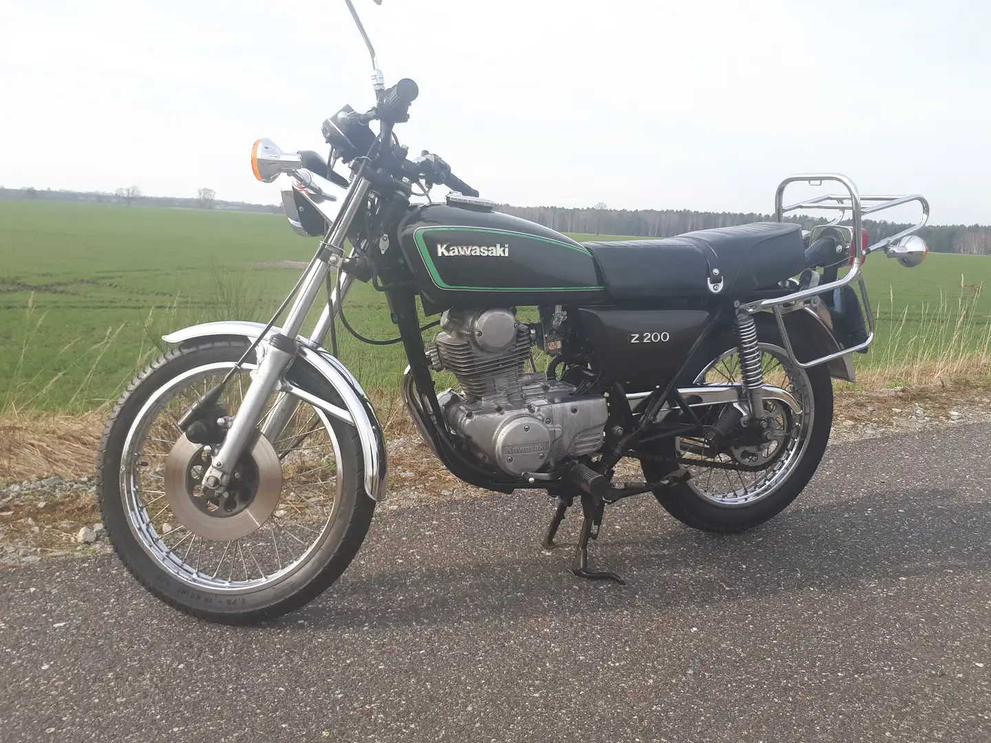 Kawasaki Z 200 zelena - 1