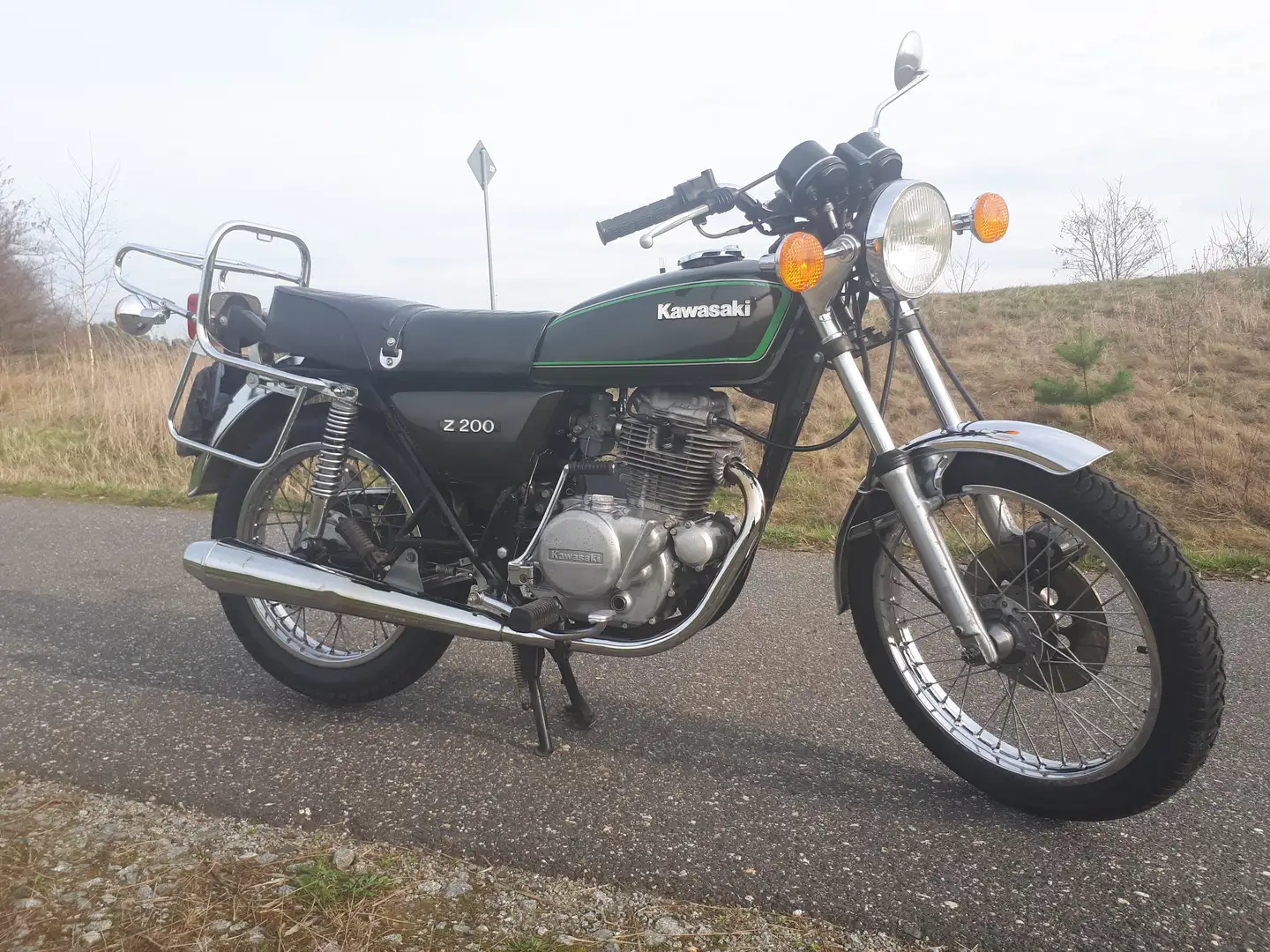Kawasaki Z 200 zelena - 2