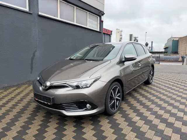Toyota Auris Edition-S+ Klima Kamera Tempomat AHK