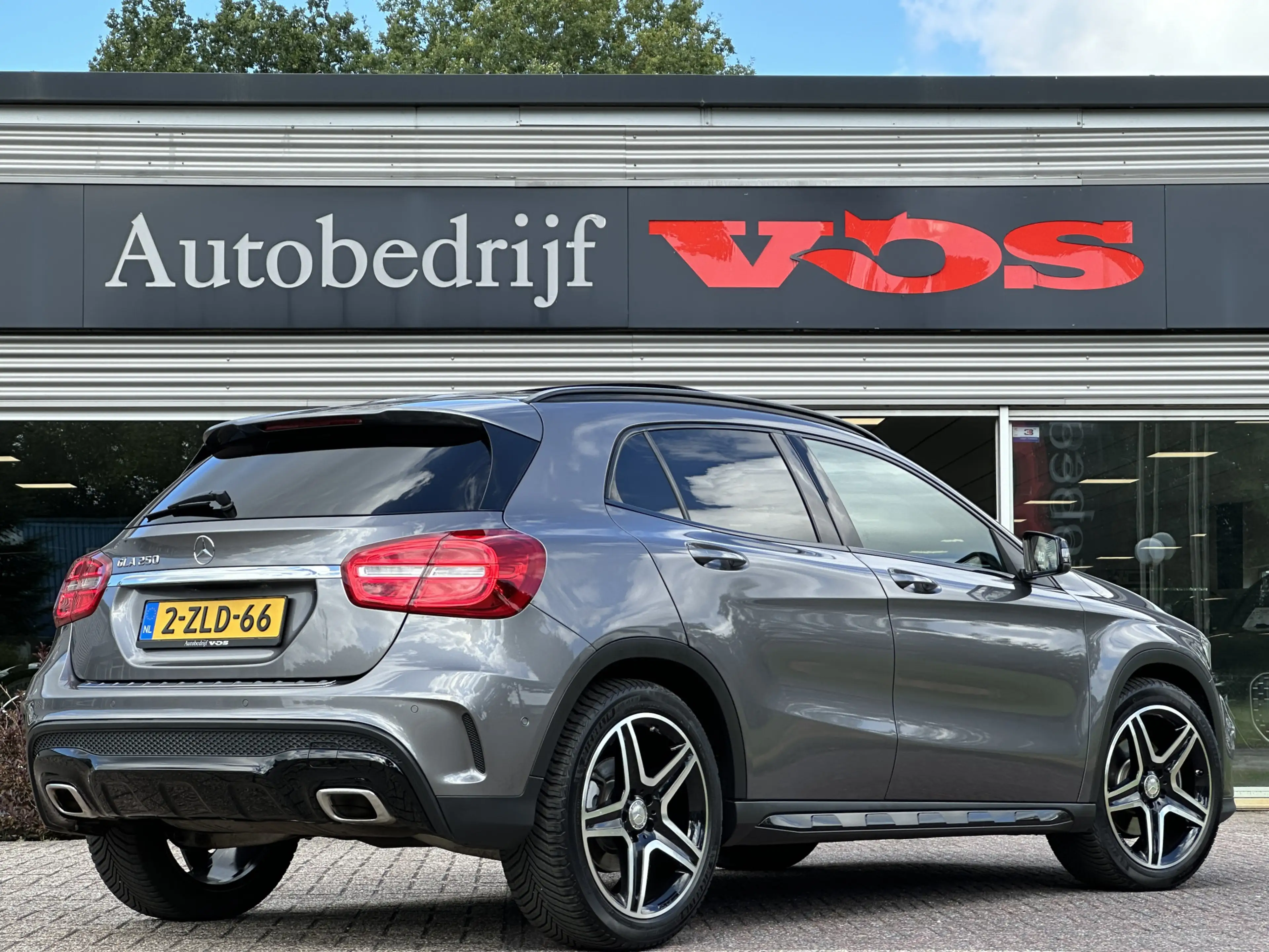 Mercedes-Benz GLA 250 AMG-Line | Panodak | 211 pk | Camera | CarPlay — photo 9