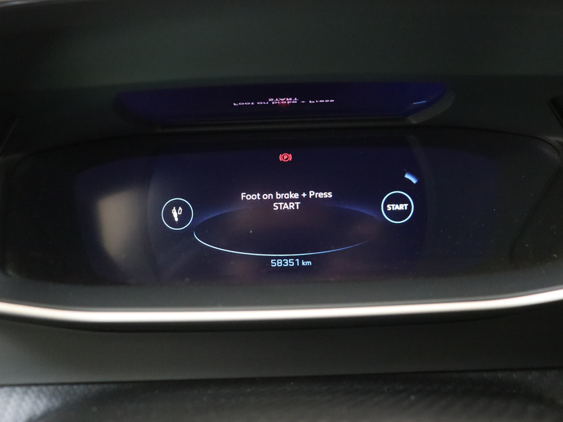 Peugeot e-2008 EV GT Pack 50 kWh OPEN DAK !!! — photo 8