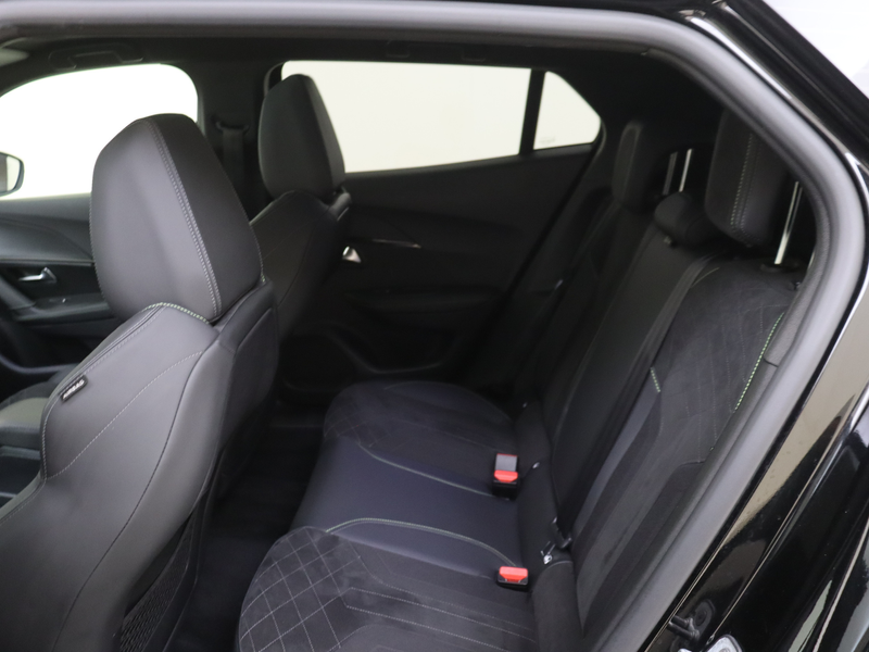 Peugeot e-2008 EV GT Pack 50 kWh OPEN DAK !!! — photo 13