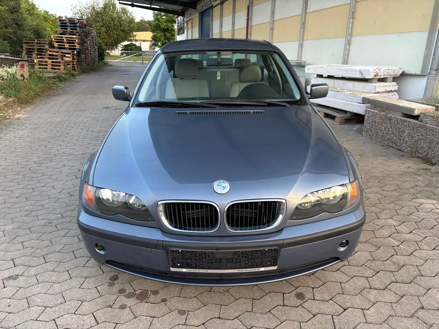 BMW 316 316i Limousine Klima*AHK*Alu*TÜV NEU 05/27 Bleu - 2