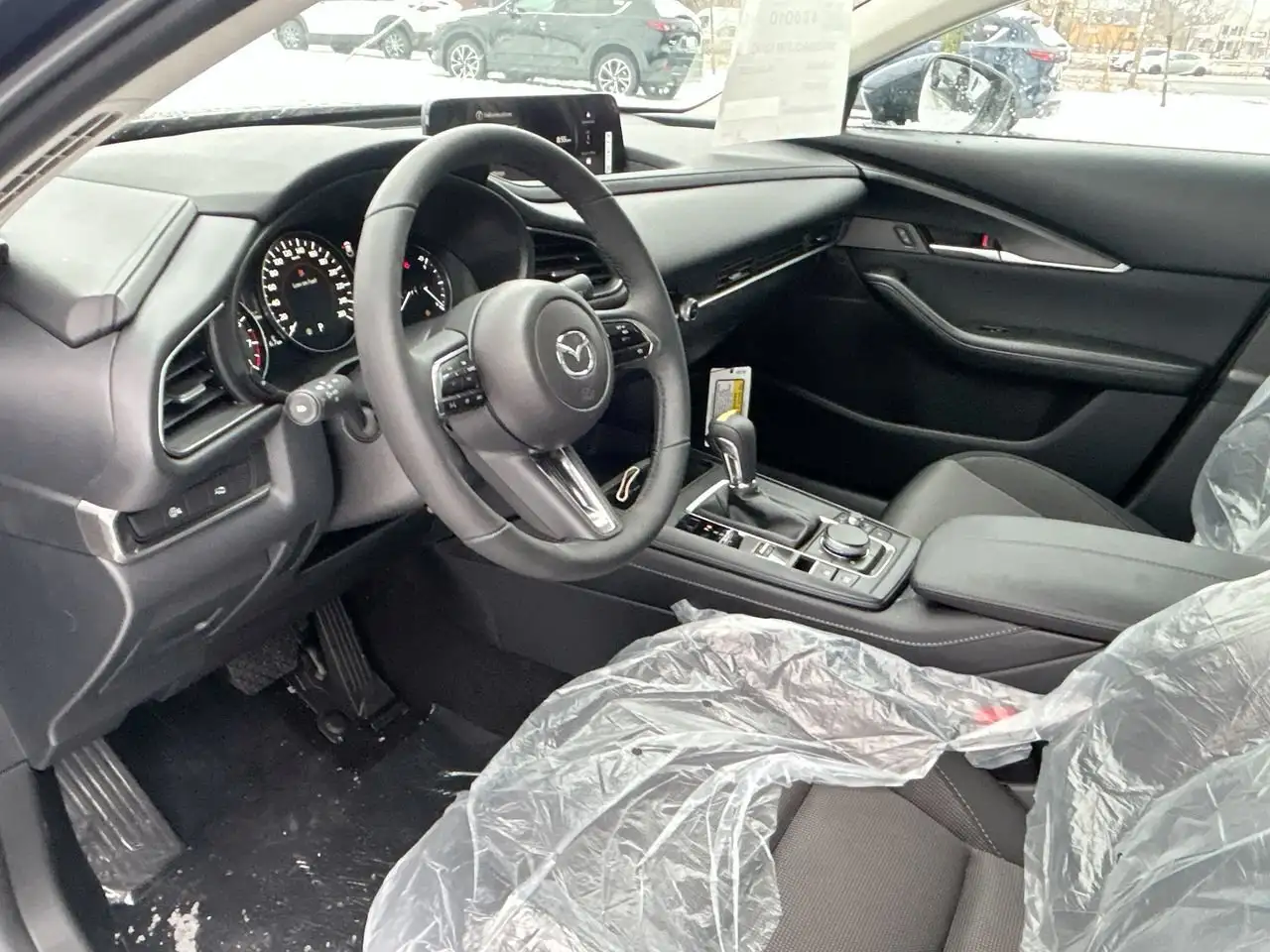 Mazda CX-30 снимка Mazda CX-30