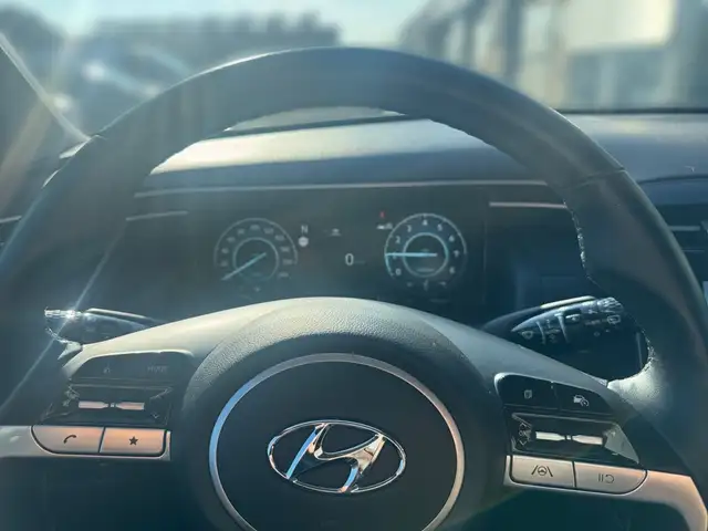 Hyundai Tucson view 8