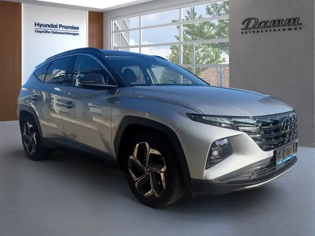 Hyundai Tucson view 2