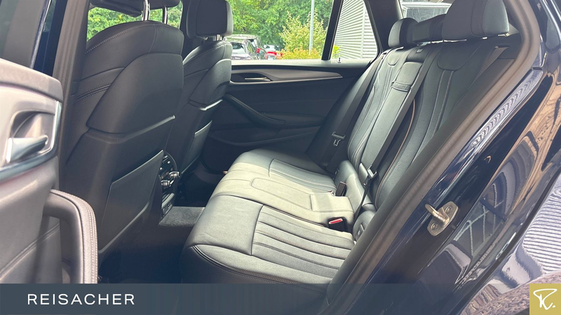 BMW 530 e A xDrive Tou AHK,DAProf,Leder,HUD,LHZ — photo 8