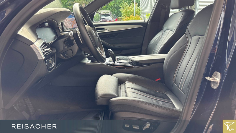 BMW 530 e A xDrive Tou AHK,DAProf,Leder,HUD,LHZ — photo 4