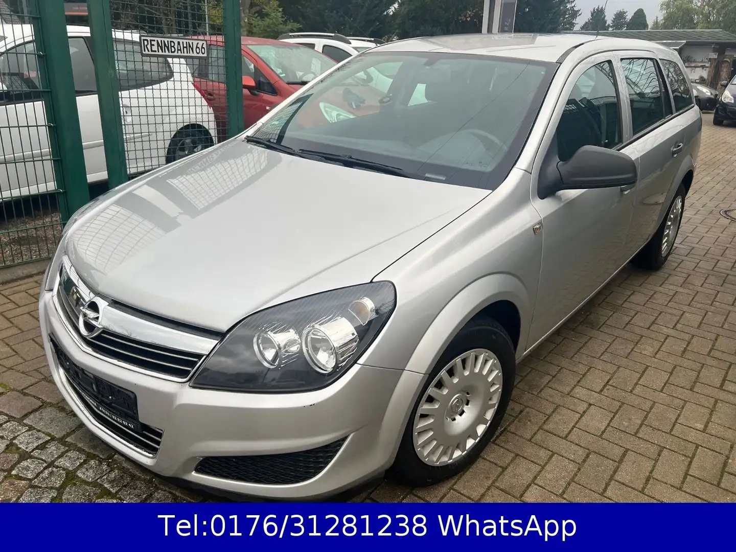 Opel Astra H 1.6 Caravan "110 Jahre" Tüv-Neu Silber - 1