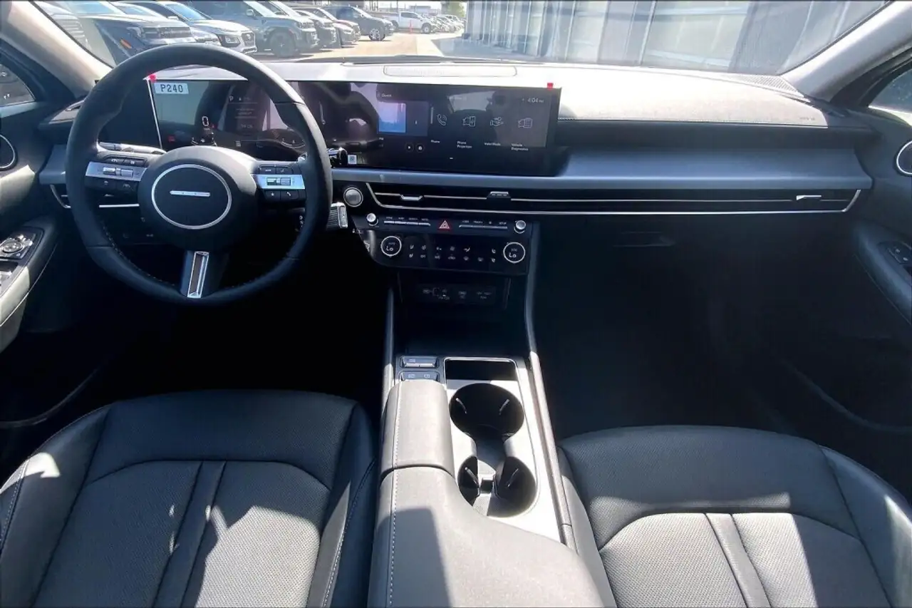 Hyundai SONATA снимка Hyundai SONATA