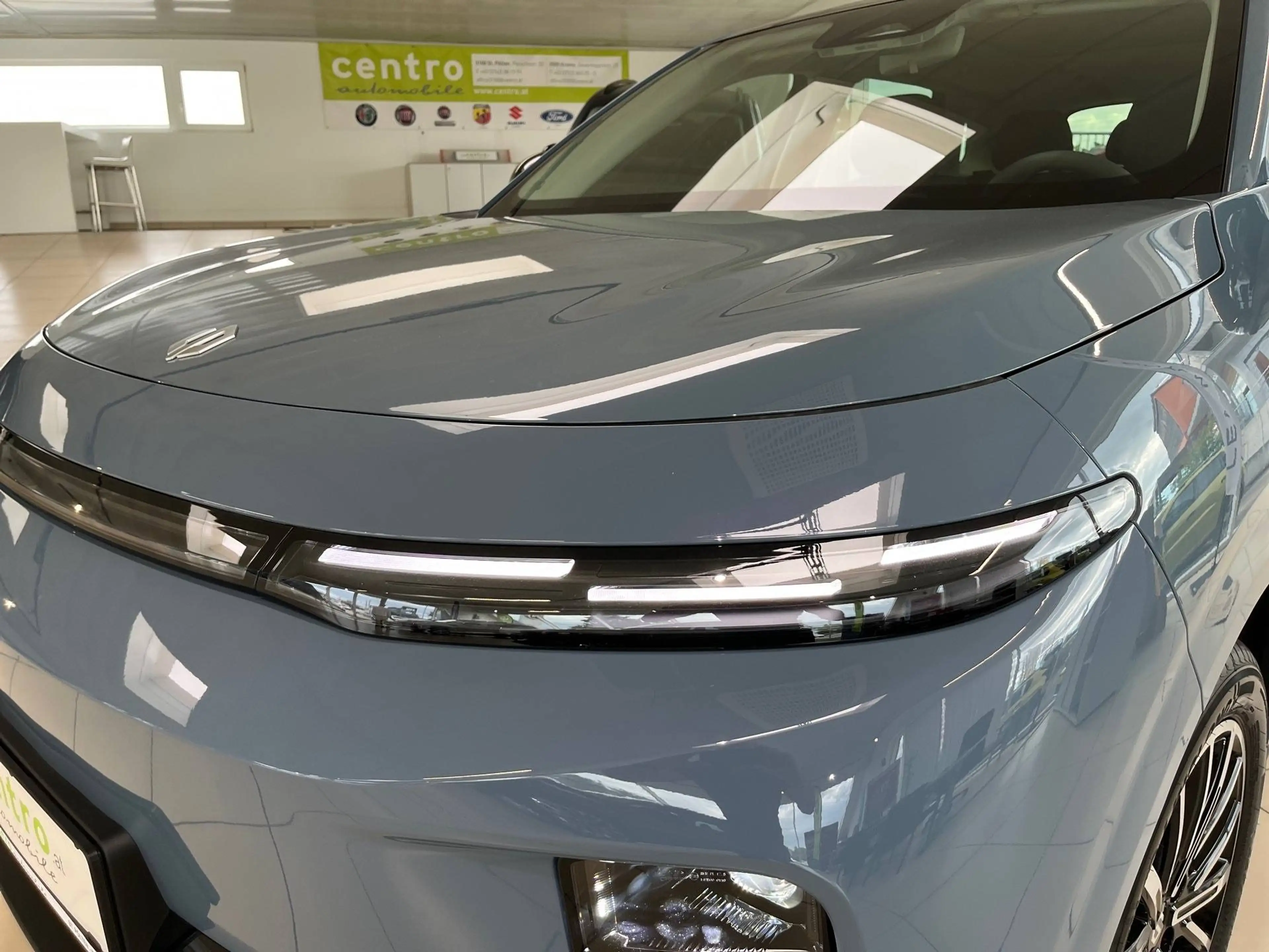 Leapmotor B10 B10 HYBRID EV  - Design — photo 3