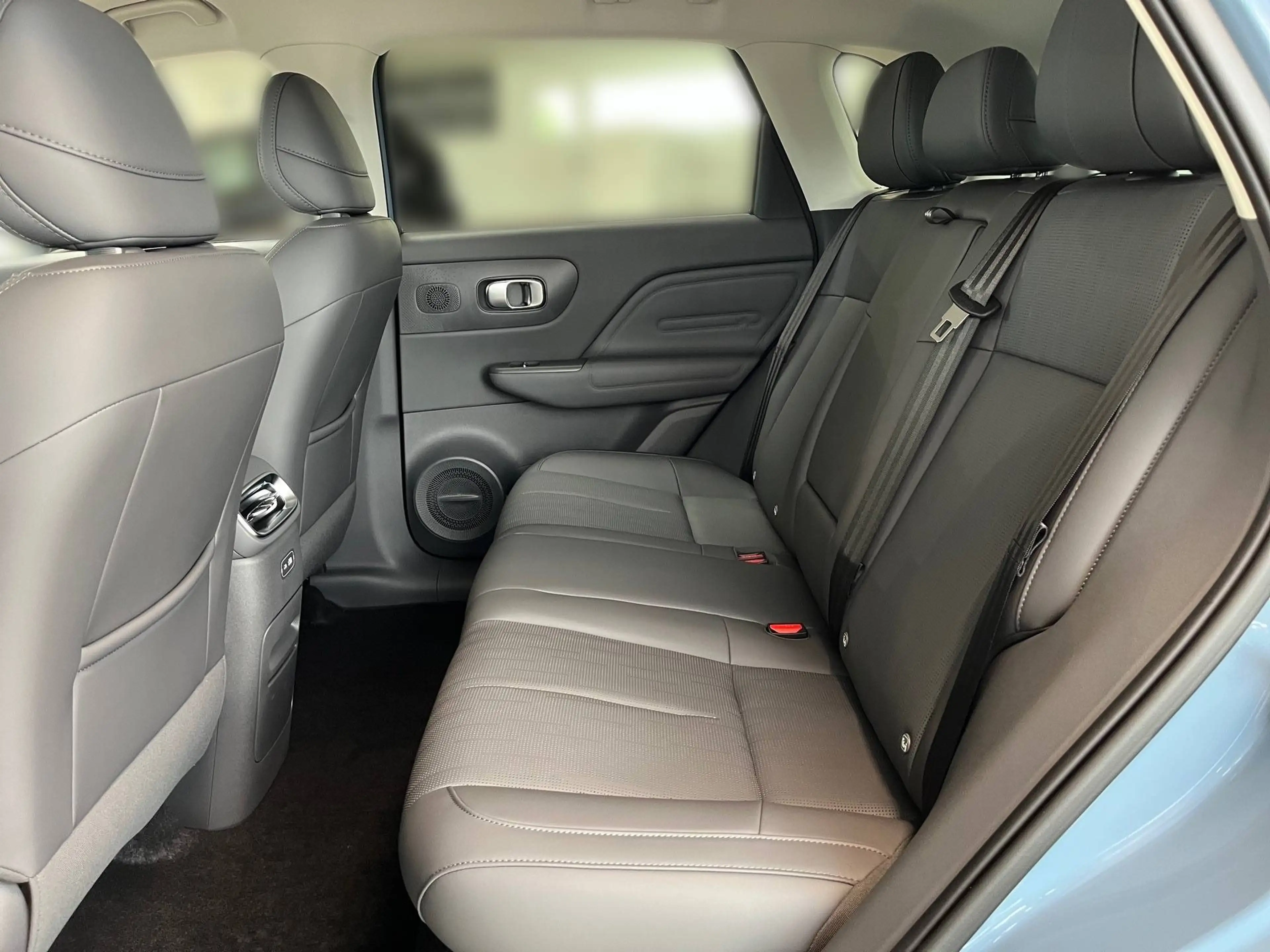 Leapmotor B10 B10 HYBRID EV  - Design — photo 7