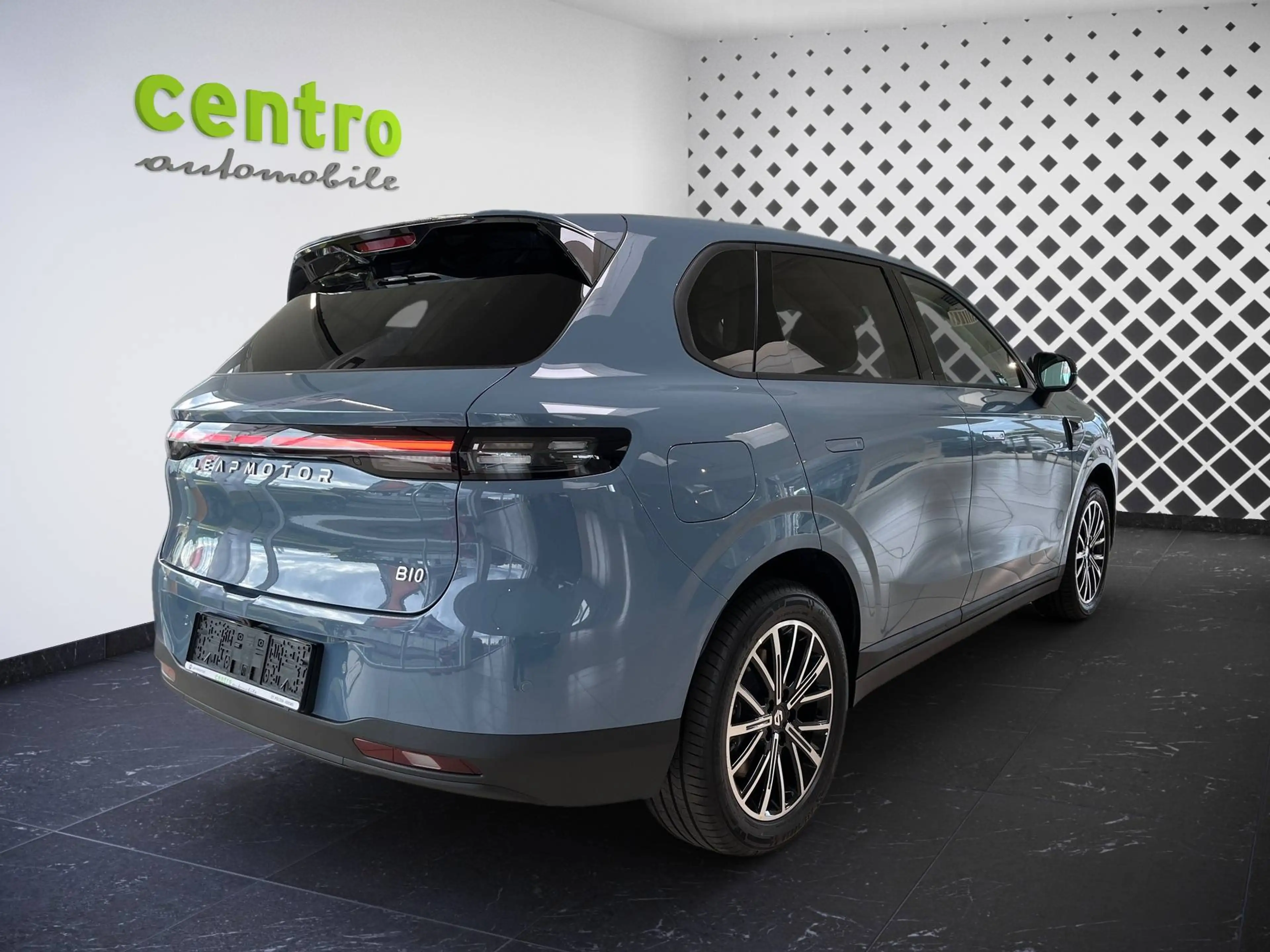 Leapmotor B10 B10 HYBRID EV  - Design — photo 13