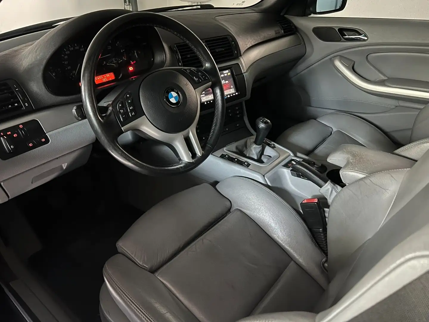 BMW 325 Ci Cabrio - 2