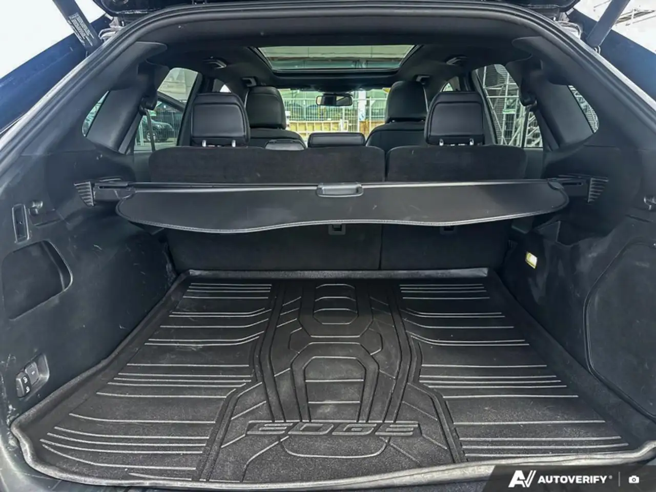 Ford Edge снимка Ford Edge