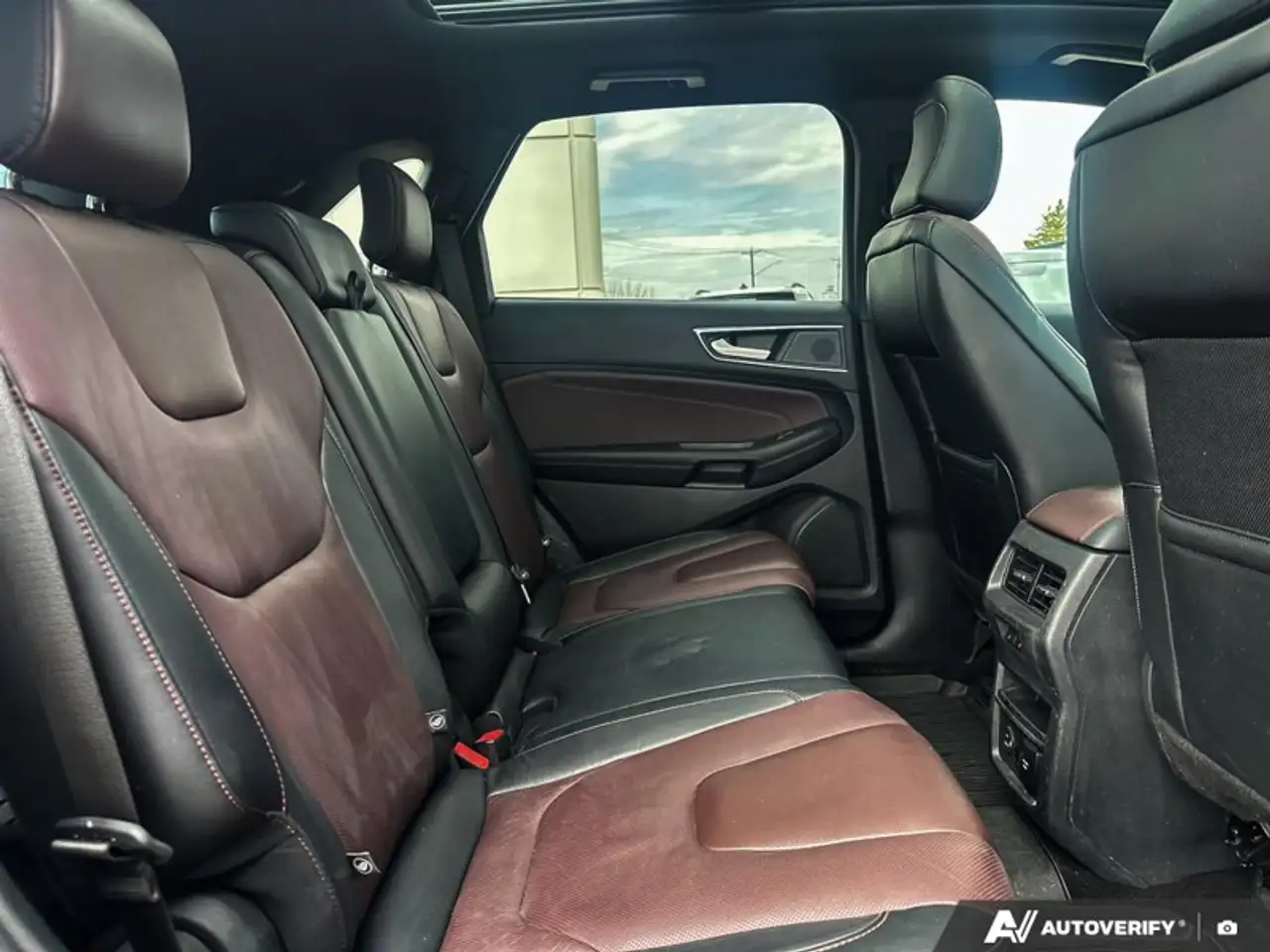 Ford Edge снимка Ford Edge