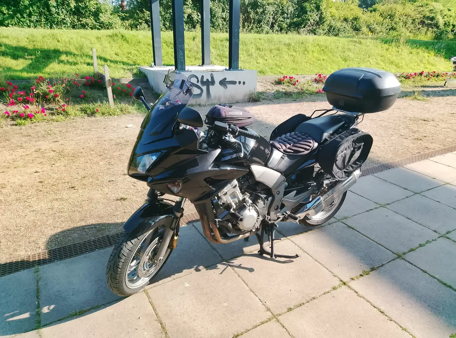 Honda CBF 1000 Чорний - 1