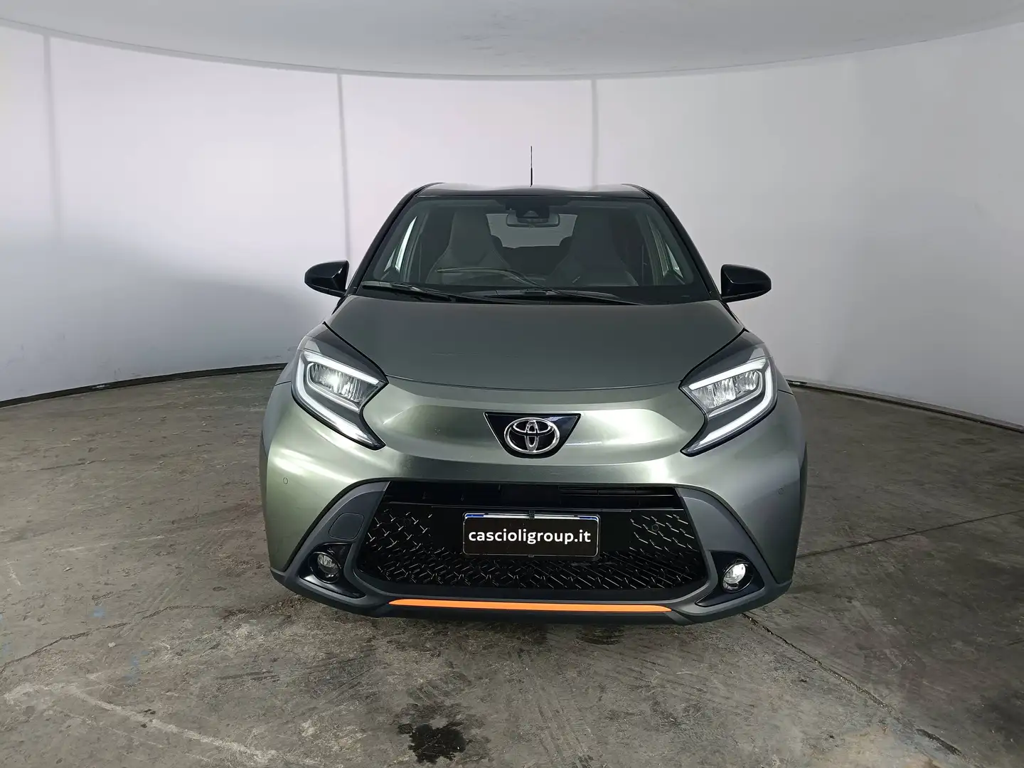 Toyota Aygo X - NG '22 Grigio - 2