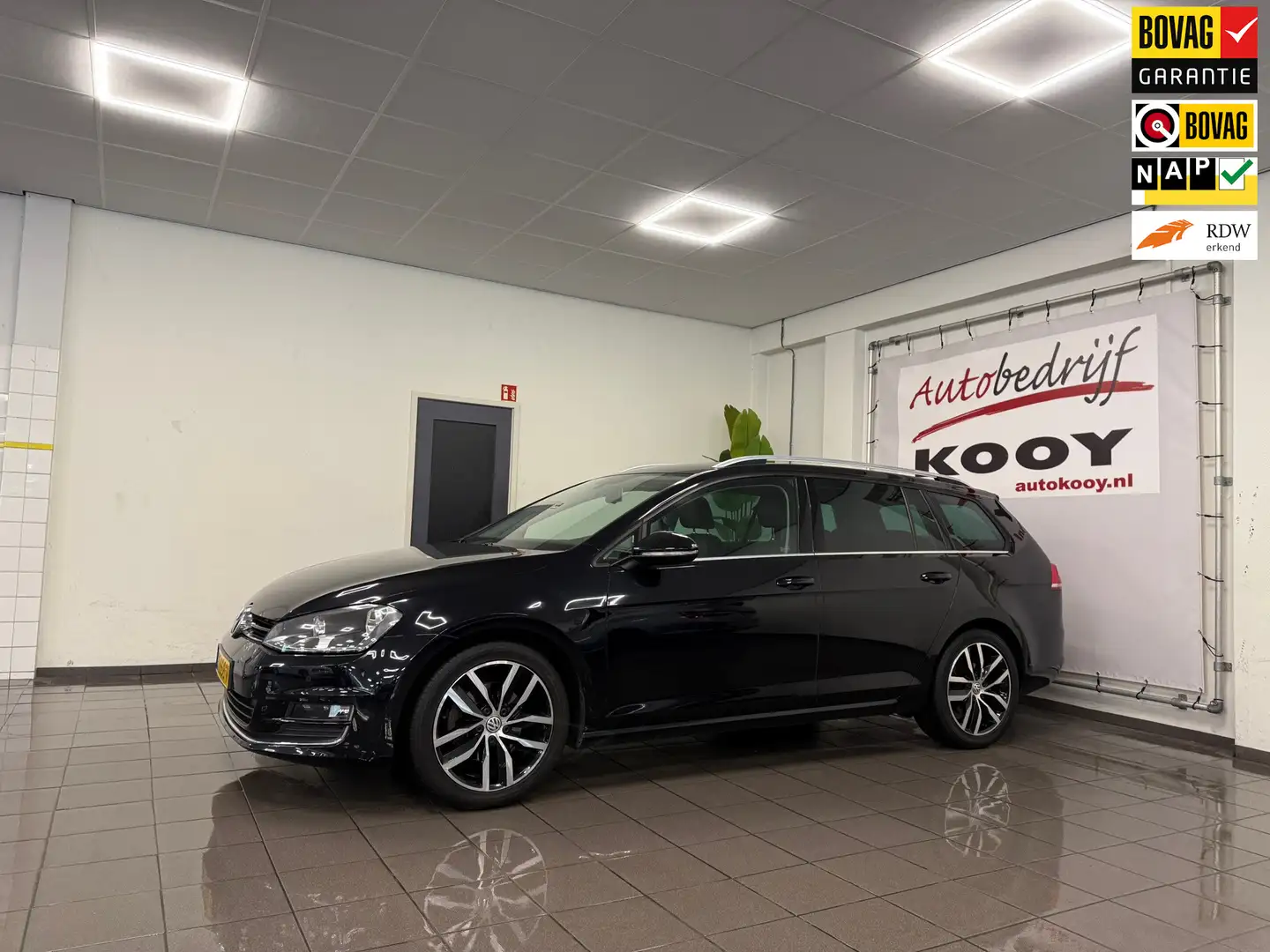 Volkswagen Golf Variant 1.2 TSI Business Edition Connected * Trekhaak / Ca Noir - 1