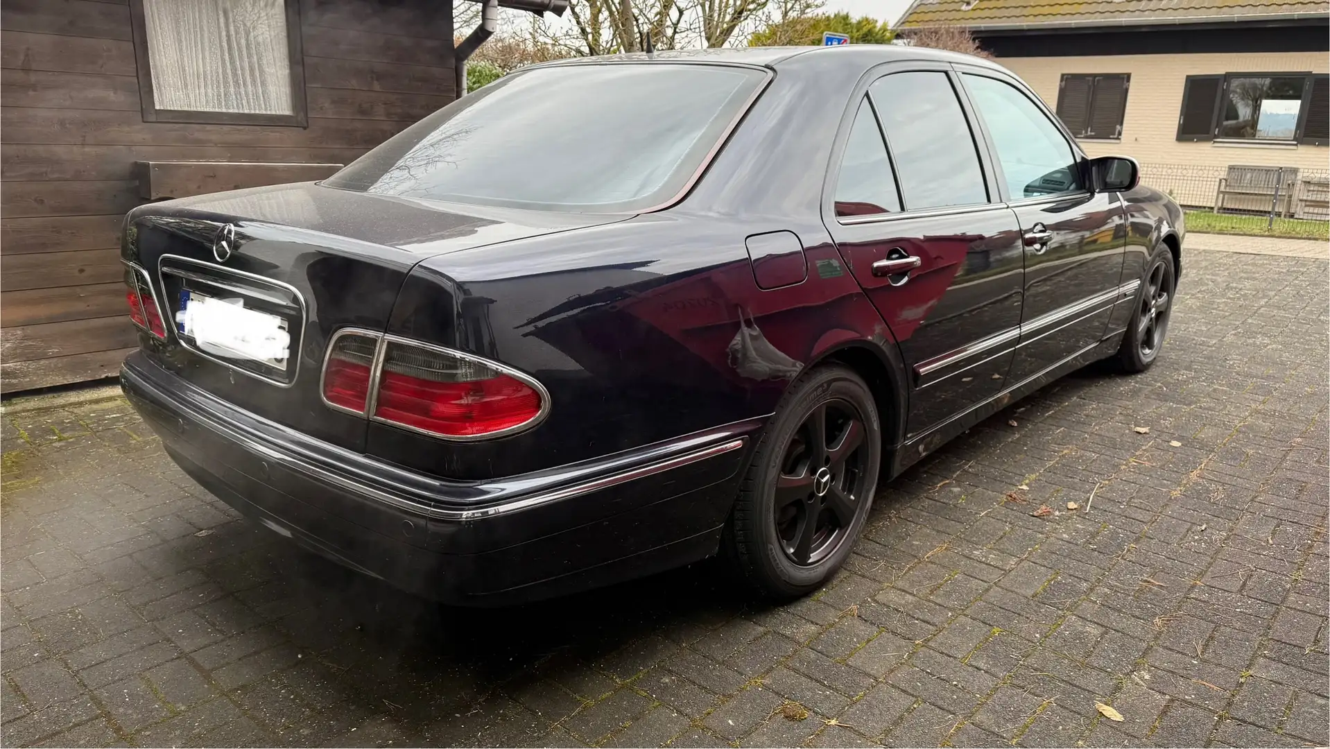 Mercedes-Benz E 240 E-Klasse Avantgarde Синій - 2