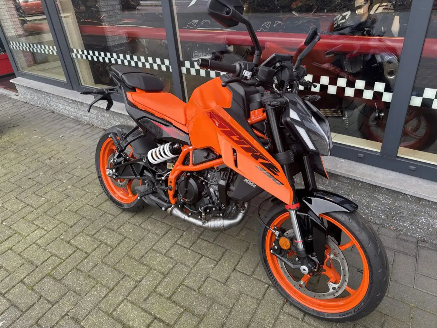 KTM 390 Duke ABS - 2