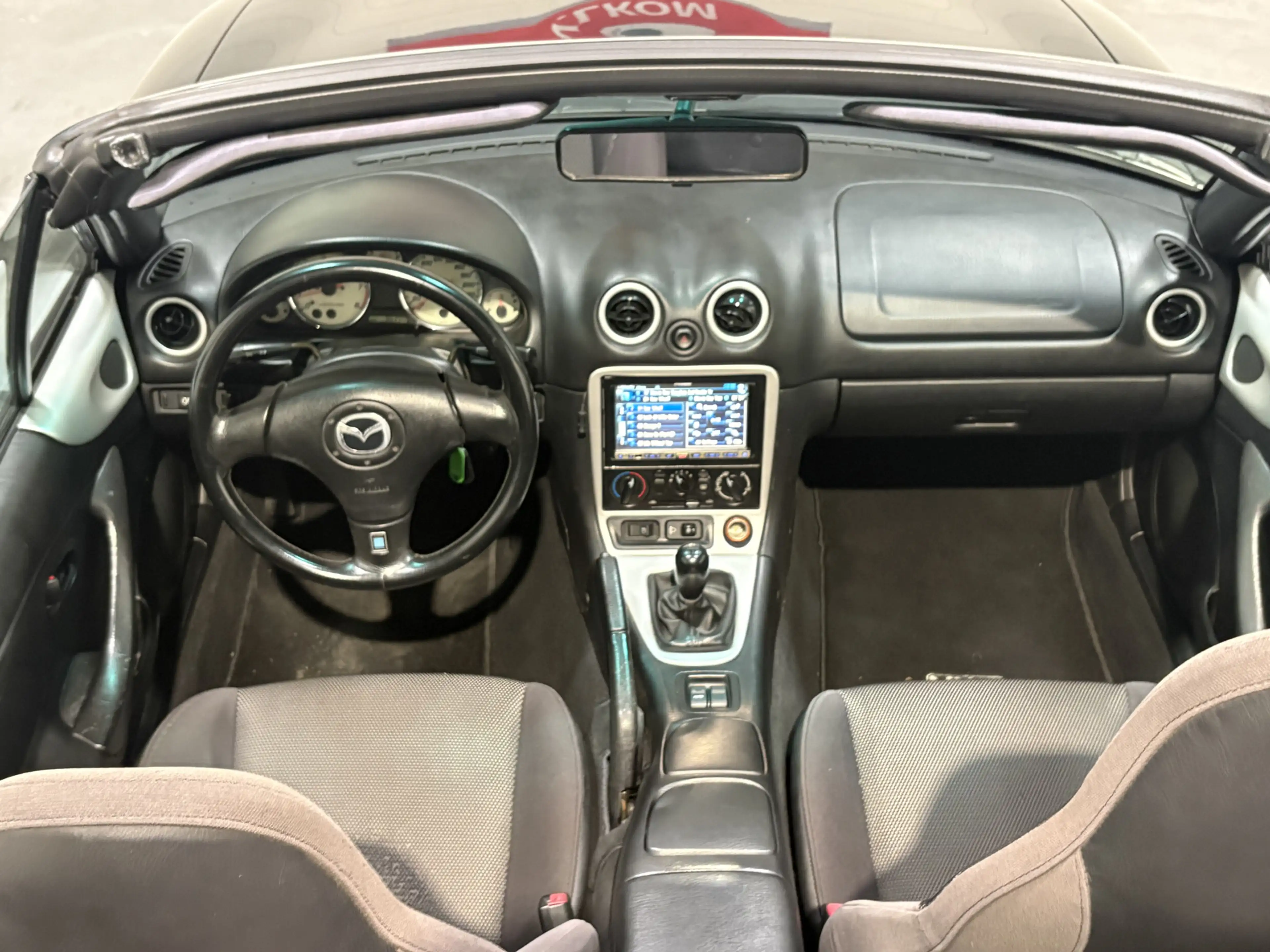 Mazda MX-5 Roadster, 1.6i Exclusive, ICONISCHE uitstraling, z — photo 14
