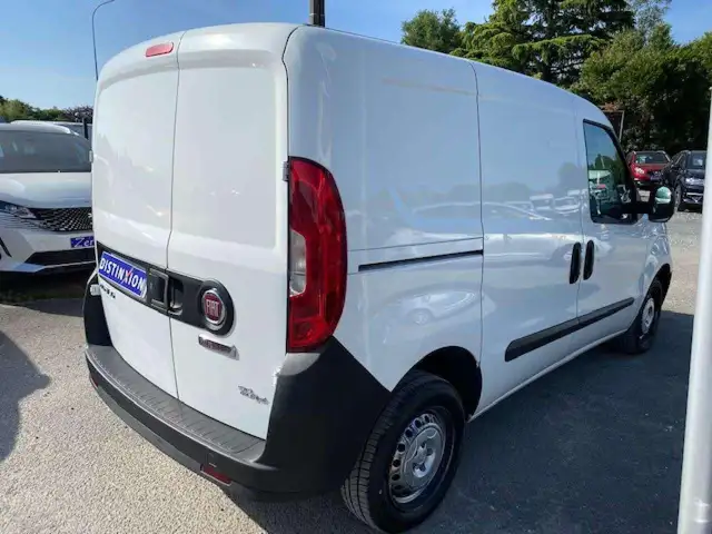 Fiat Doblo view 4