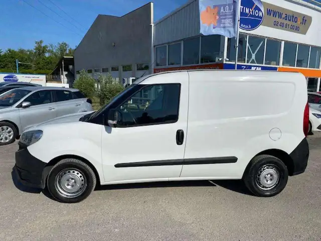 Fiat Doblo view 3